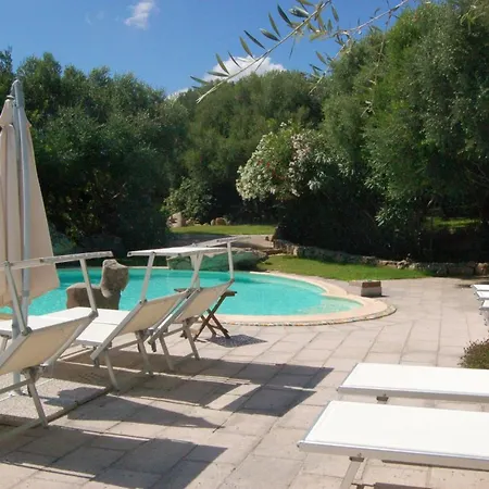Charming In Olbia With Garden, 35 M² Apartment *