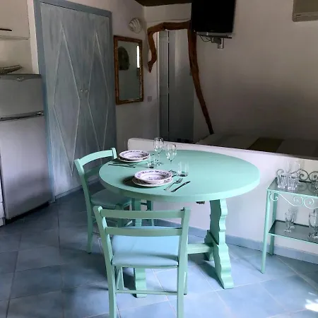 Apartment Charming Studio In Olbia With Garden 35 M² *