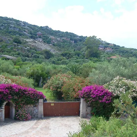 Charming Studio In Olbia With Garden 35 M² * Porto Rotondo