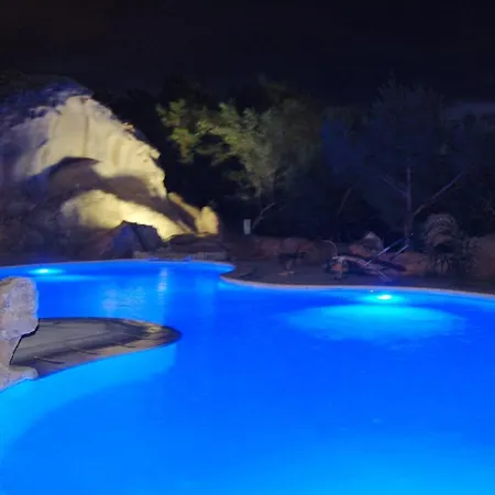 Charming In Olbia With Garden, 35 M² 公寓